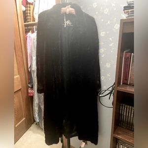 Aller-Richman Furs LTD Mink full length fur coat